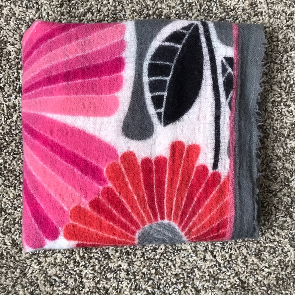 vera bradley scarf